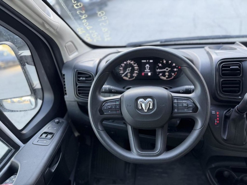 2024 Ram ProMaster 2500 Hi Roof in Terrebonne, Quebec - 17 - w1024h768px