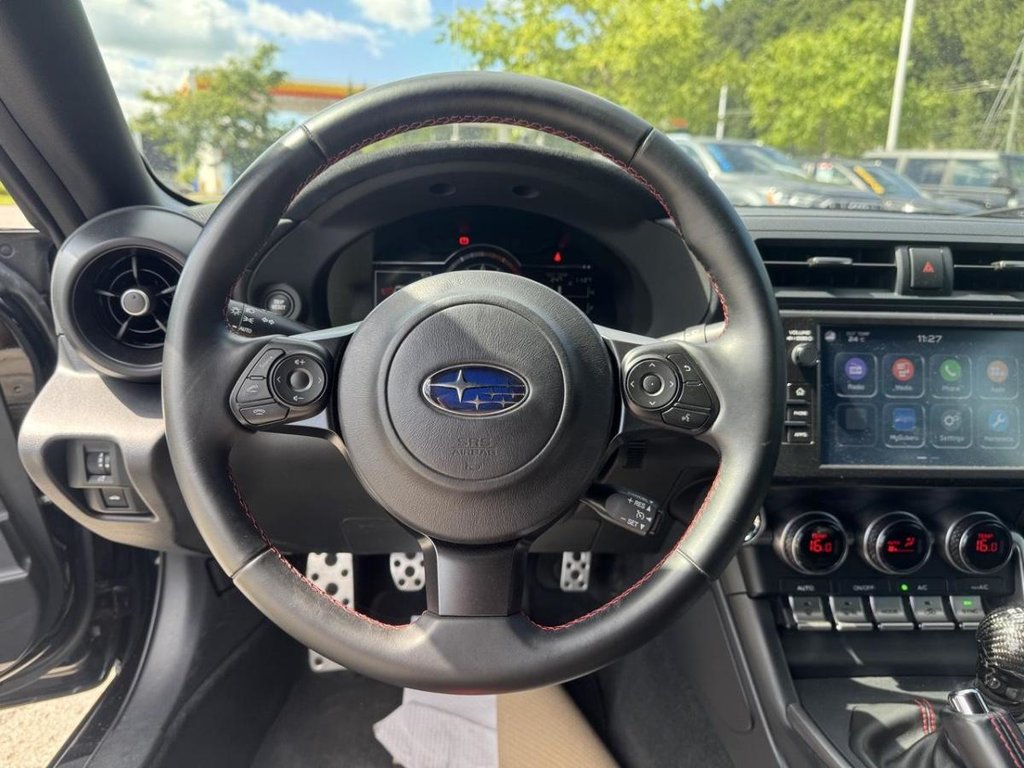 2022 Subaru BRZ Sport-tech in Terrebonne, Quebec - 11 - w1024h768px