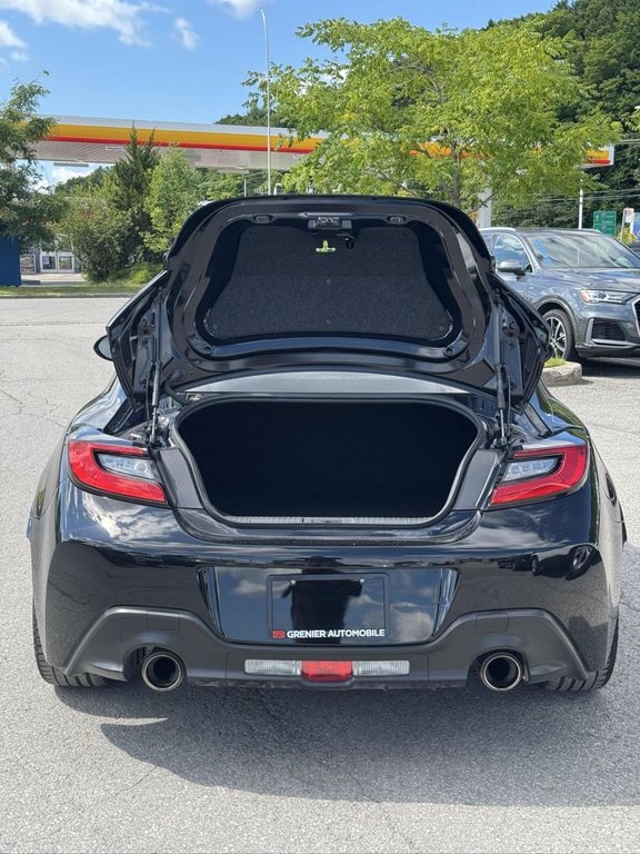 2022 Subaru BRZ Sport-tech in Terrebonne, Quebec - 18 - w1024h768px