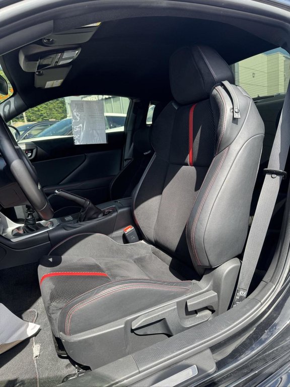 2022 Subaru BRZ Sport-tech in Terrebonne, Quebec - 8 - w1024h768px