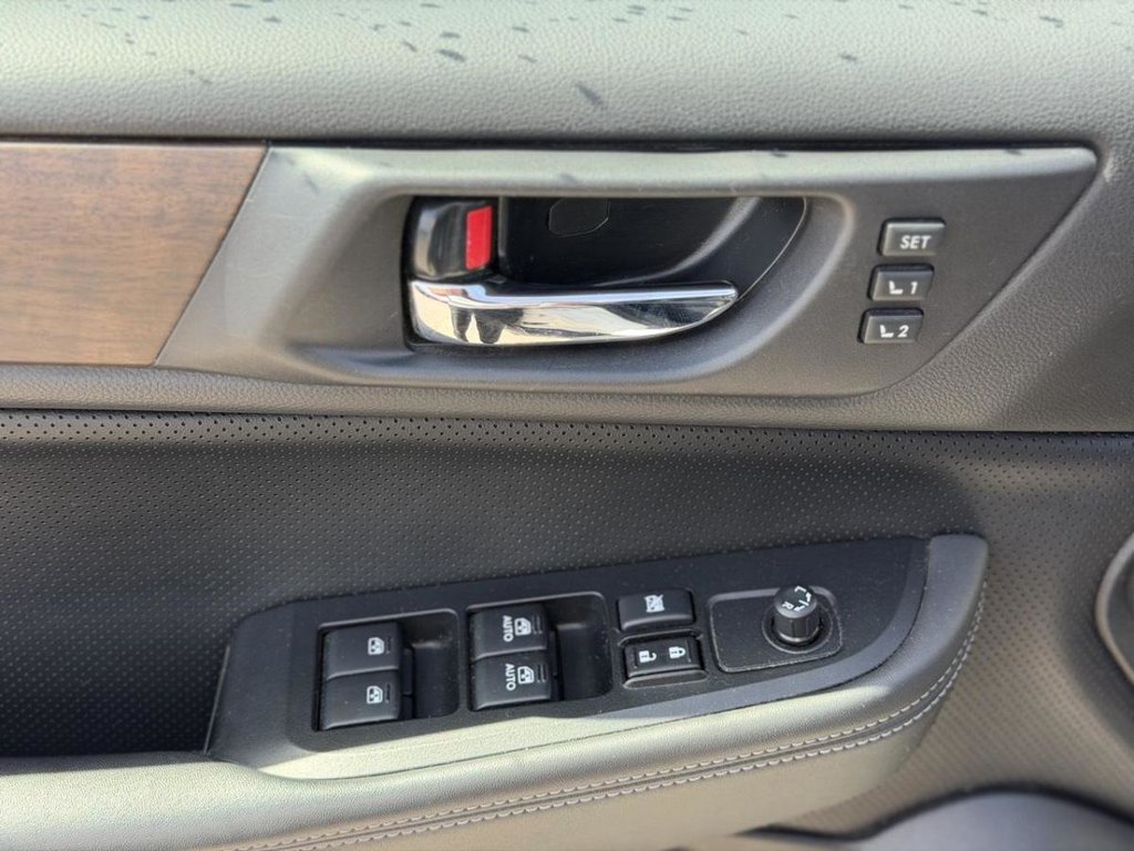 2017 Subaru Outback Limited Cuir Toit Panoramique Bas Kilométrage in Terrebonne, Quebec - 7 - w1024h768px