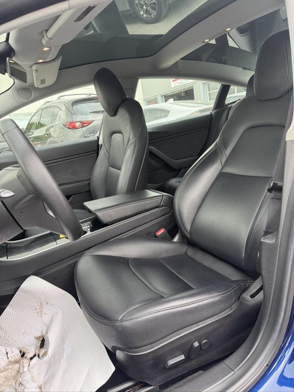 2019 Tesla Model 3 AWD Cuir Toit Vitré in Terrebonne, Quebec - 8 - w1024h768px