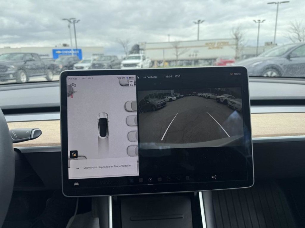 2020 Tesla Model 3 Standard Range Plus Bas Kilométrage in Terrebonne, Quebec - 13 - w1024h768px