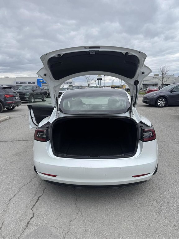 2020 Tesla Model 3 Standard Range Plus Bas Kilométrage in Terrebonne, Quebec - 14 - w1024h768px