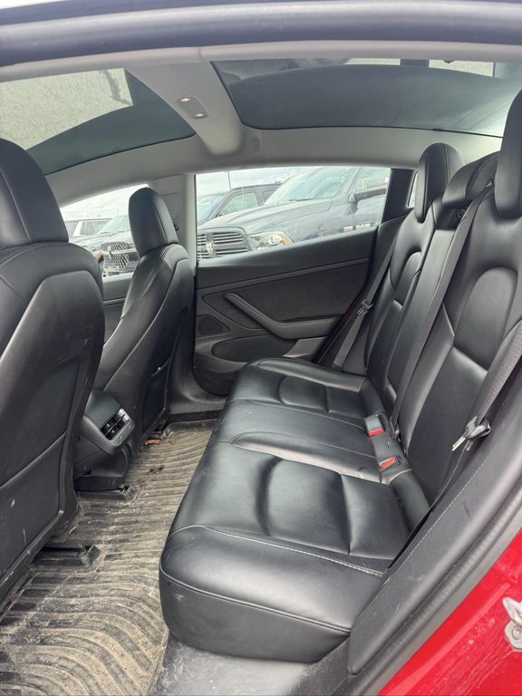 2020 Tesla Model 3 Standard Range Plus Navigation in Terrebonne, Quebec - 9 - w1024h768px