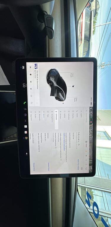 2020 Tesla Model 3 Standard Range Plus Cuir Bas Kilométrage in Terrebonne, Quebec - 12 - w1024h768px