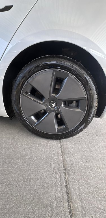 2021 Tesla Model 3 Cuir Toit Vitré Navigation in Terrebonne, Quebec - 16 - w1024h768px