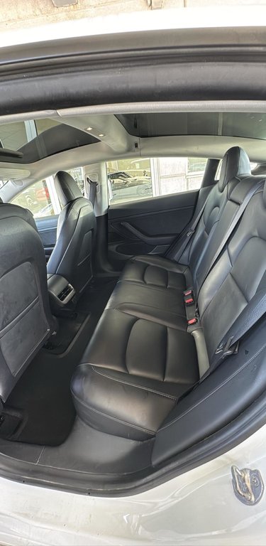 2021 Tesla Model 3 Cuir Toit Vitré Navigation in Terrebonne, Quebec - 9 - w1024h768px