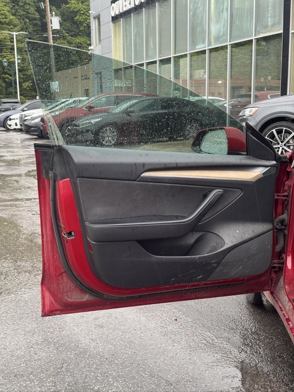 Tesla Model 3 Standard Range Plus 2021 à Terrebonne, Québec - 7 - w1024h768px