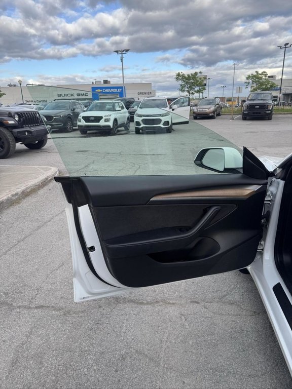 2022 Tesla Model 3 Bas Kilométrage Cuir Toit Vitré in Terrebonne, Quebec - 7 - w1024h768px