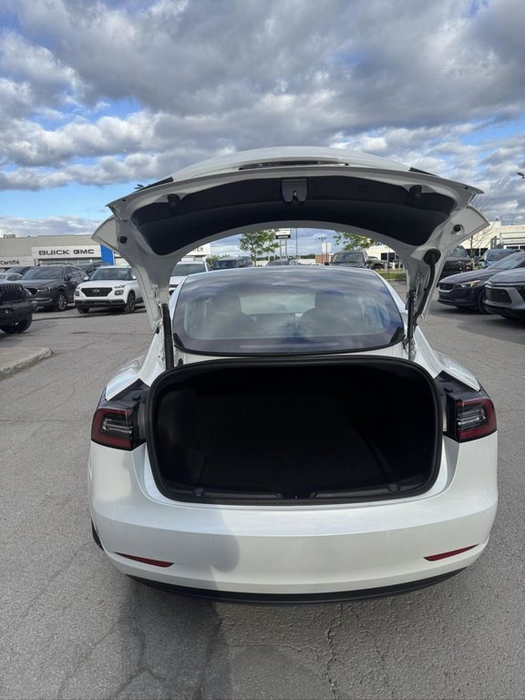 2022 Tesla Model 3 Bas Kilométrage Cuir Toit Vitré in Terrebonne, Quebec - 14 - w1024h768px