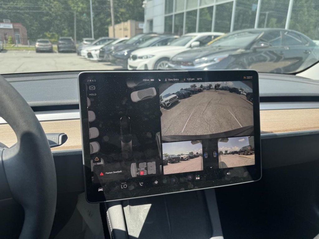 2022 Tesla Model 3 Cuir Toit Vitré in Terrebonne, Quebec - 10 - w1024h768px