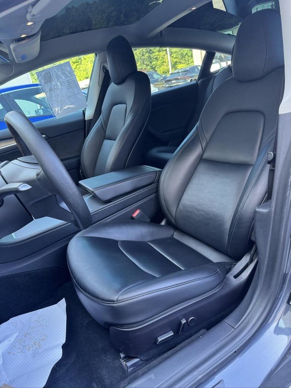 Tesla Model 3 Standard Range Plus Bas Kilométrage 2022 à Terrebonne, Québec - 8 - w1024h768px