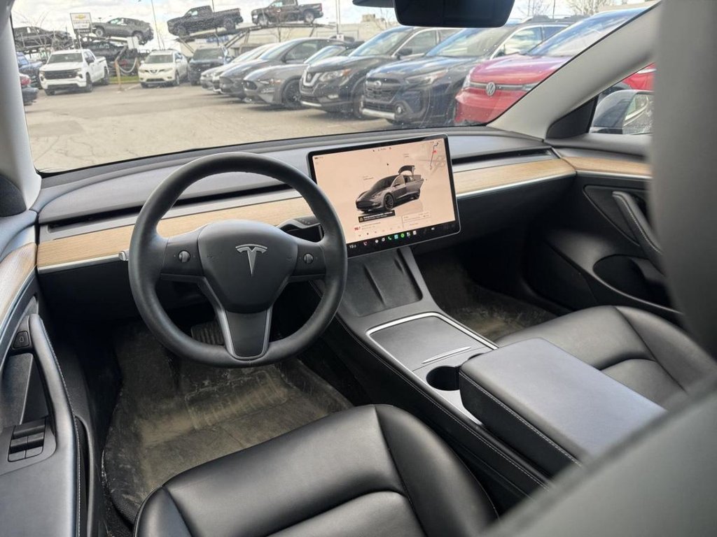 Tesla Model 3 Standard Range Plus 2023 à Terrebonne, Québec - 8 - w1024h768px