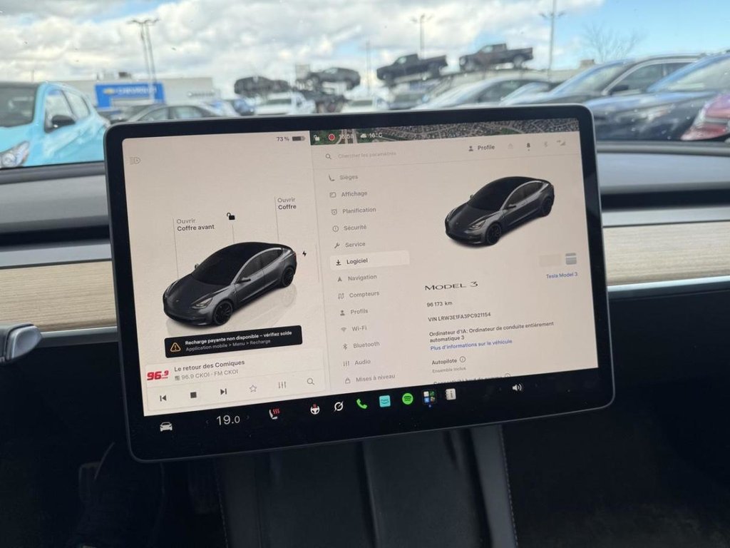 Tesla Model 3 Standard Range Plus 2023 à Terrebonne, Québec - 13 - w1024h768px
