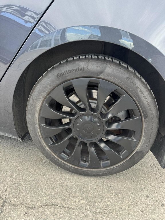 Tesla Model 3 Standard Range Plus 2023 à Terrebonne, Québec - 17 - w1024h768px
