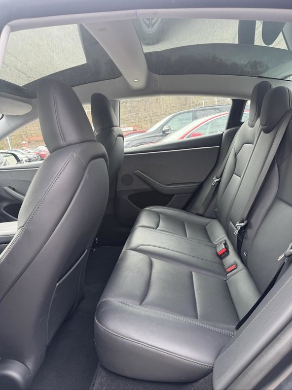 Tesla Model 3 RWD *Ltd Avail* 2024 à Terrebonne, Québec - 9 - w1024h768px