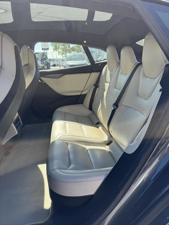 2019 Tesla Model S Long Range AWD Bas Kilo in Terrebonne, Quebec - 9 - w1024h768px