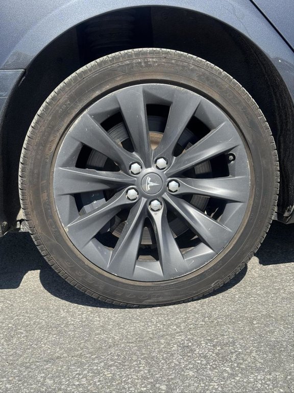 2019 Tesla Model S Long Range AWD Bas Kilo in Terrebonne, Quebec - 17 - w1024h768px