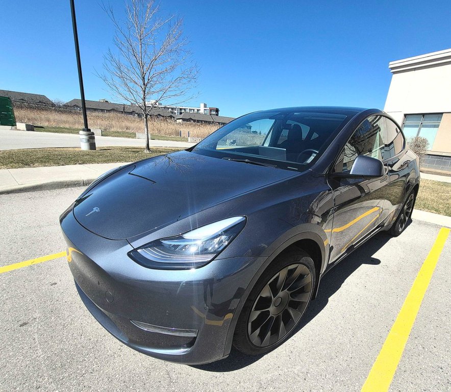 2021 Tesla Model Y Long Range AWD Bas Kilométrage in Terrebonne, Quebec - 1 - w1024h768px