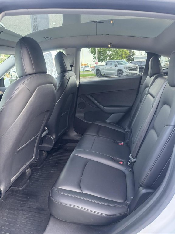 2021 Tesla Model Y Performance AWD Bas Kilométrage in Terrebonne, Quebec - 9 - w1024h768px