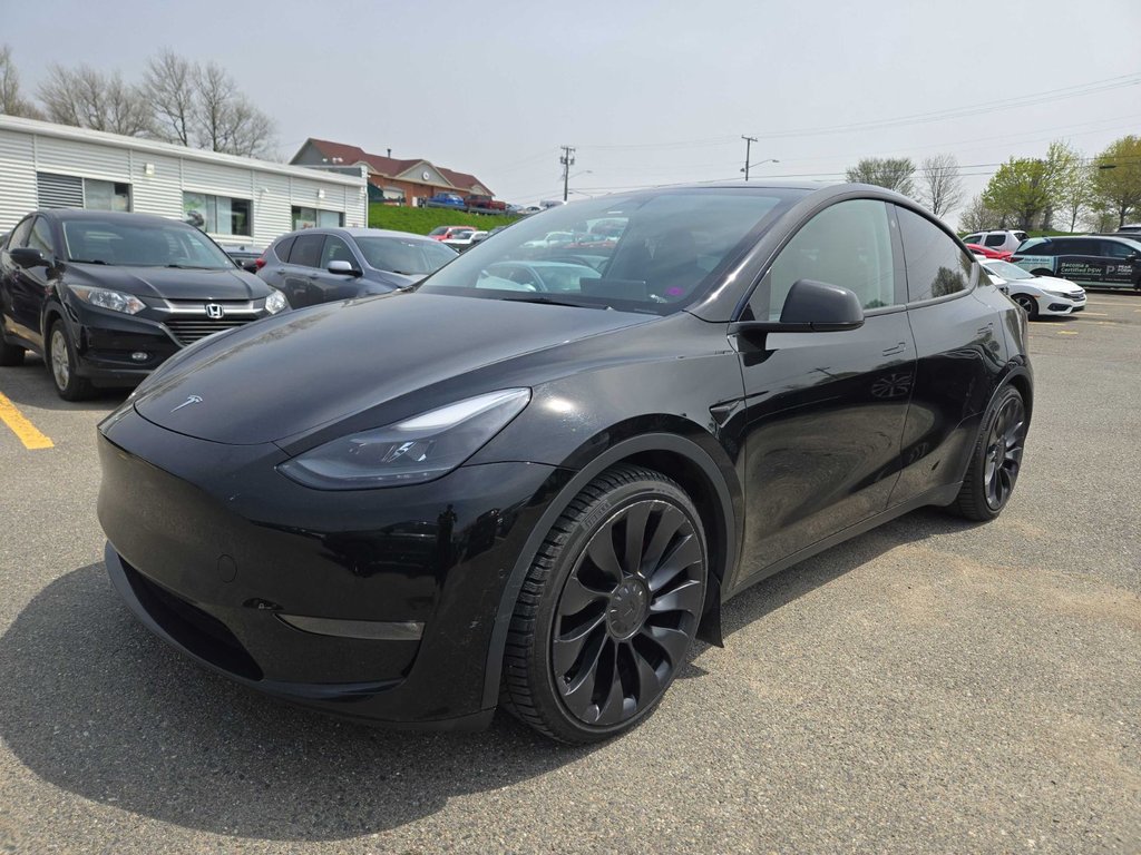 Tesla Model Y Performance AWD Cuir 2022 à Terrebonne, Québec - 1 - w1024h768px