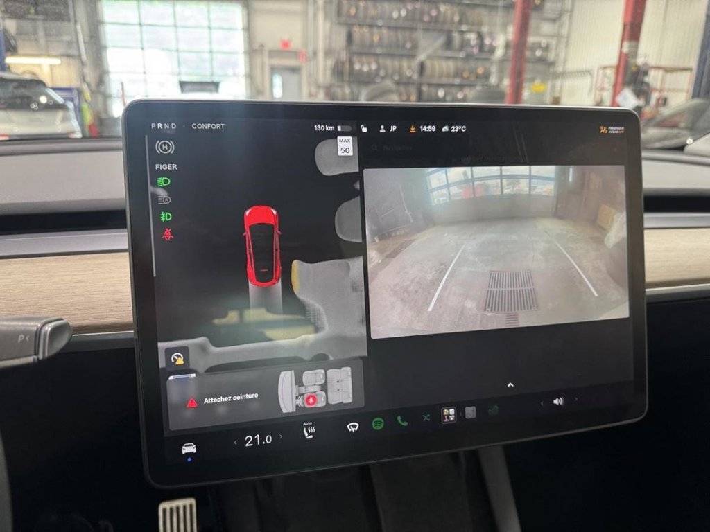 2022 Tesla Model Y Long Range AWD Cuir in Terrebonne, Quebec - 13 - w1024h768px