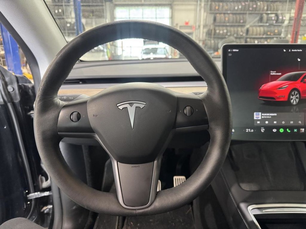 2022 Tesla Model Y Long Range AWD Cuir in Terrebonne, Quebec - 11 - w1024h768px