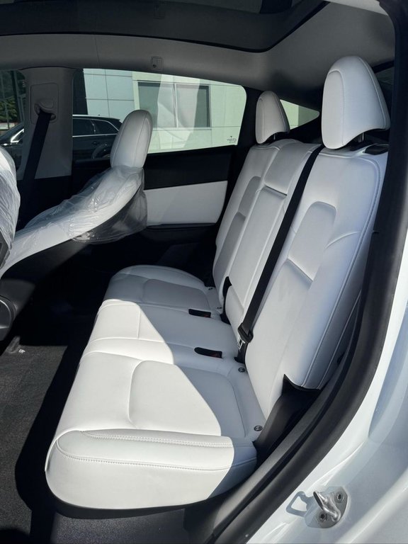 2022 Tesla Model Y Performance in Terrebonne, Quebec - 9 - w1024h768px