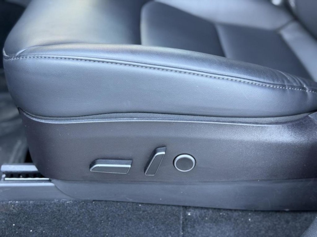 Tesla Model Y Long Range AWD Cuir 2023 à Terrebonne, Québec - 8 - w1024h768px