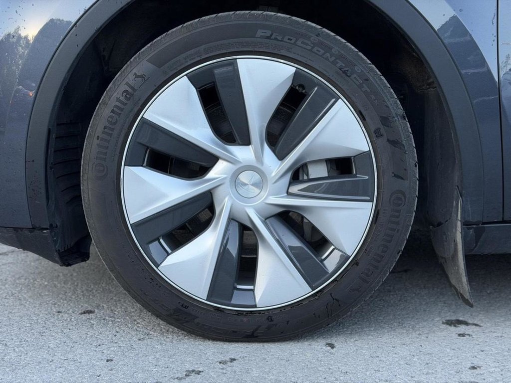 Tesla Model Y Long Range AWD Cuir 2023 à Terrebonne, Québec - 21 - w1024h768px
