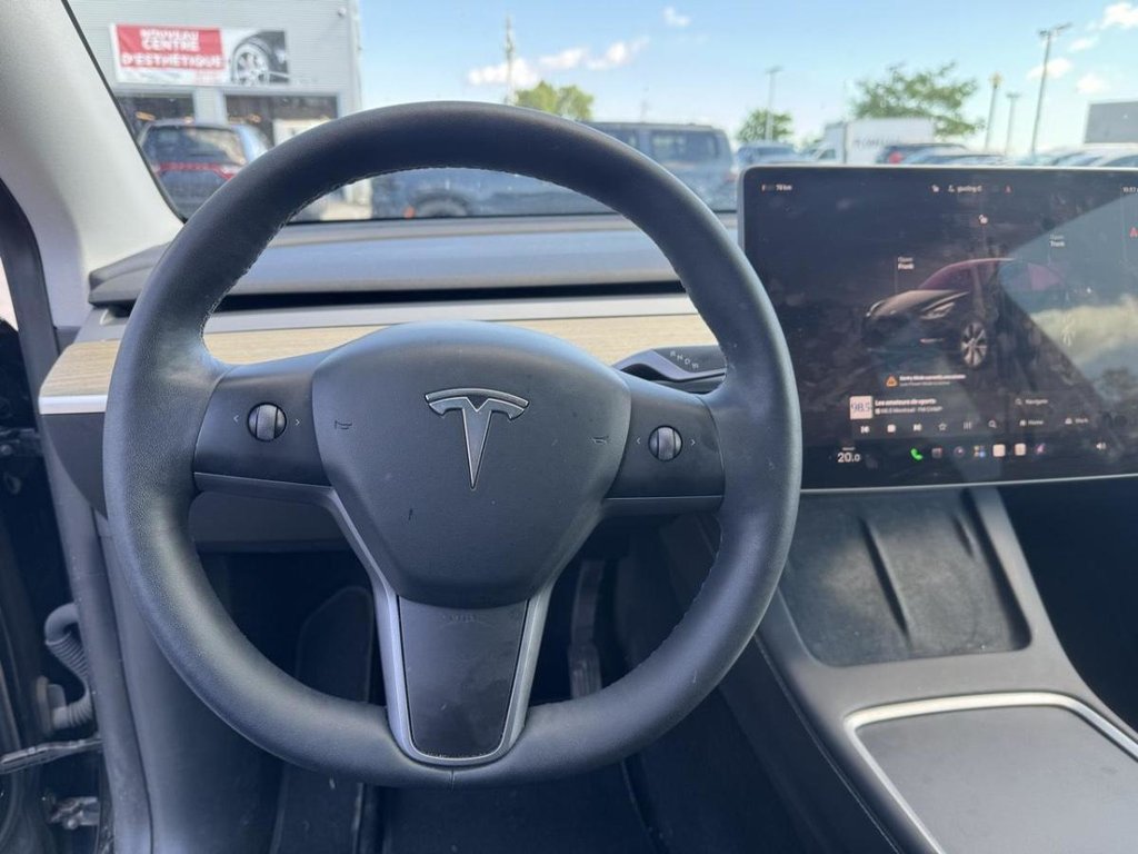 2023 Tesla Model Y Long Range in Terrebonne, Quebec - 11 - w1024h768px