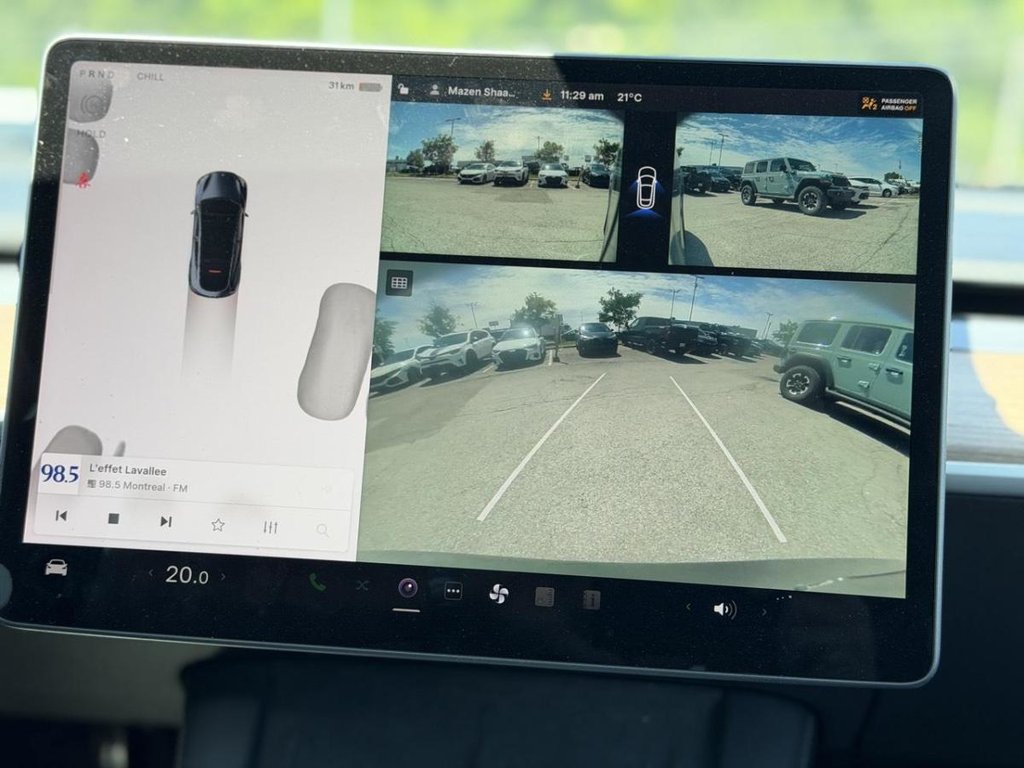 2024 Tesla Model Y Long Range AWD Cuir in Terrebonne, Quebec - 13 - w1024h768px