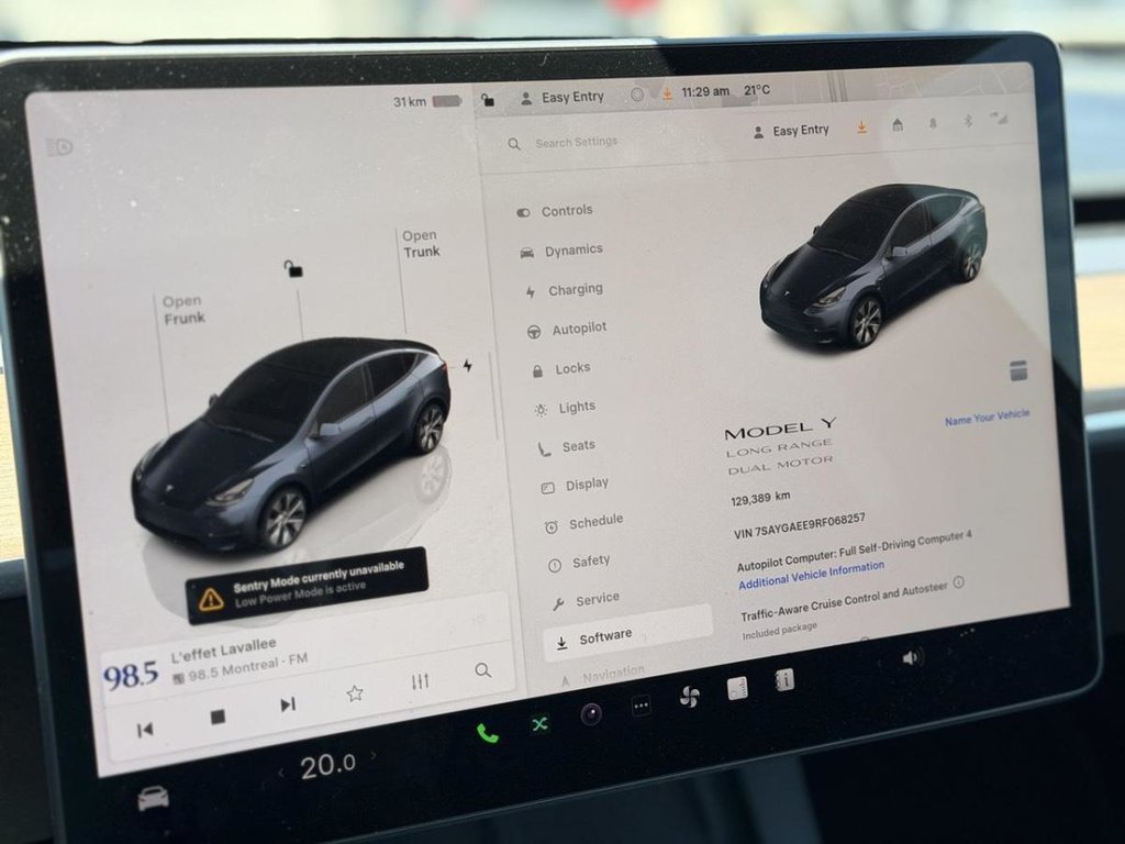 2024 Tesla Model Y Long Range AWD Cuir in Terrebonne, Quebec - 12 - w1024h768px