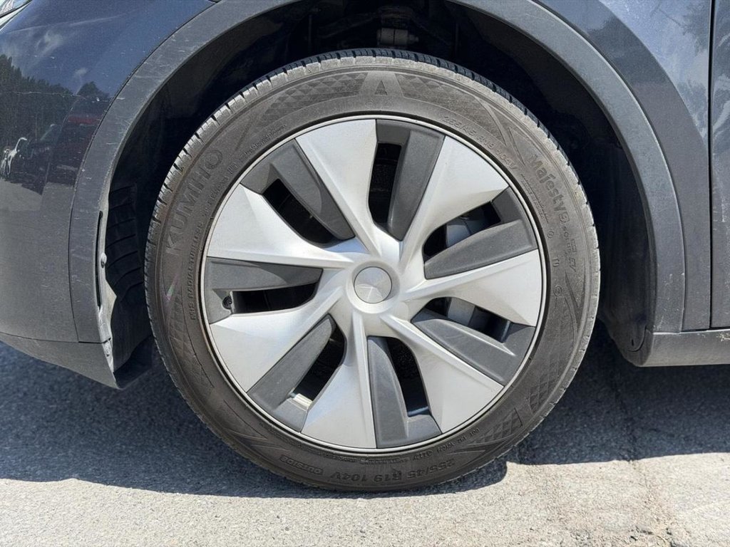 2024 Tesla Model Y Long Range AWD Cuir in Terrebonne, Quebec - 19 - w1024h768px