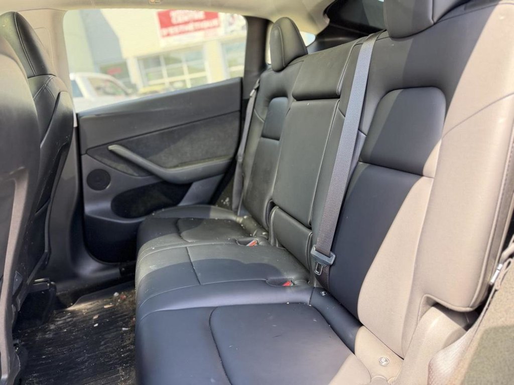 2024 Tesla Model Y Performance AWD Cuir in Terrebonne, Quebec - 18 - w1024h768px