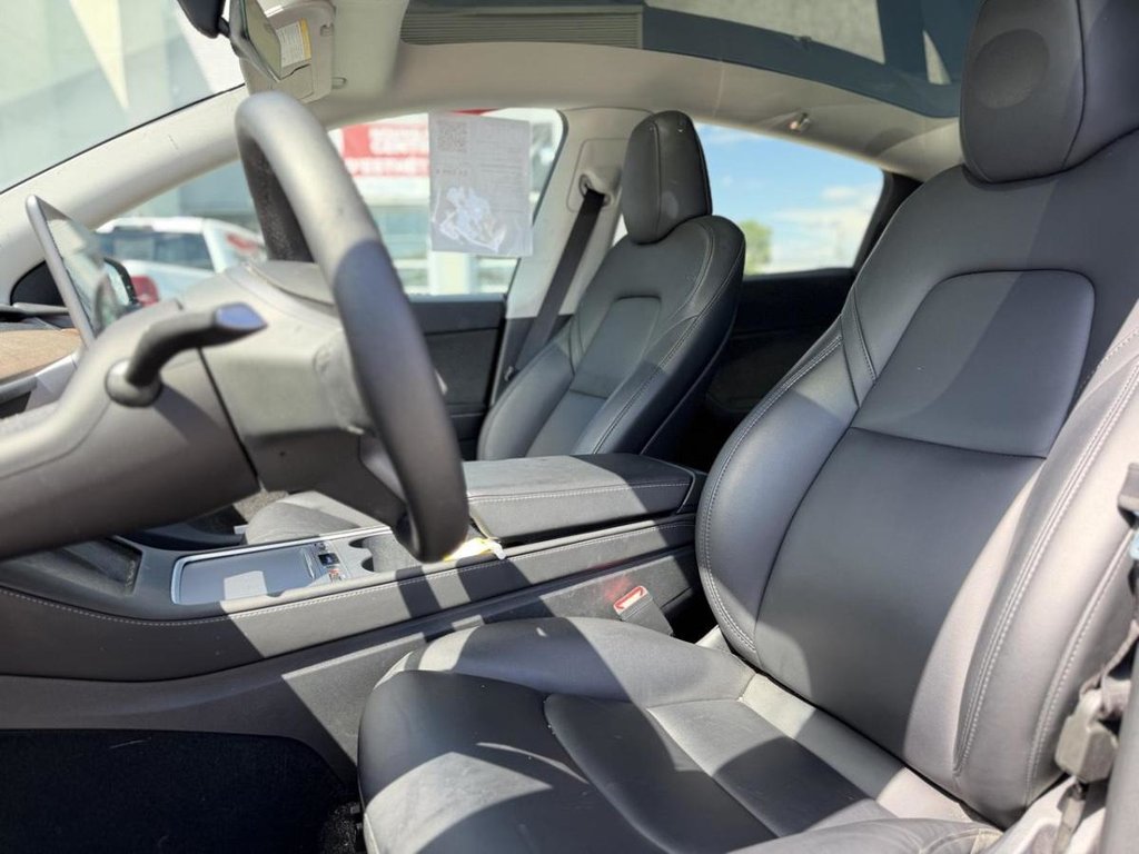 2024 Tesla Model Y Performance AWD Cuir in Terrebonne, Quebec - 9 - w1024h768px