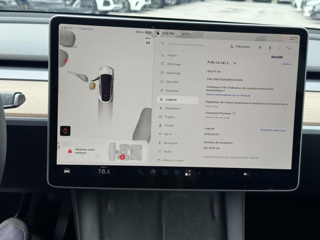 2024 Tesla Model Y Cuir Toit Vitré Bas Kilométrage in Terrebonne, Quebec - 11 - w1024h768px