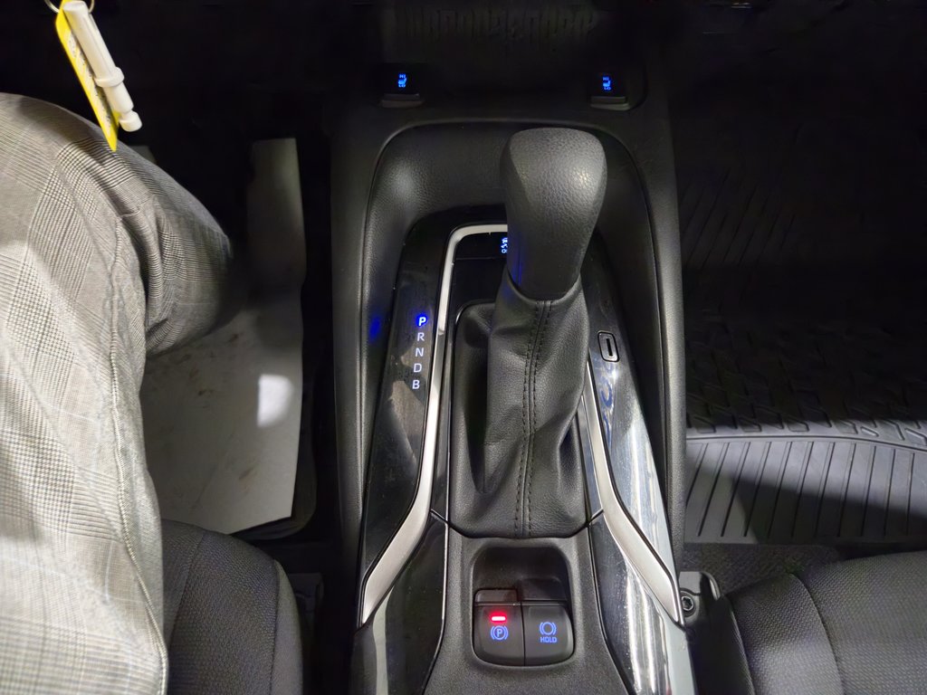 2022 Toyota Corolla LE Air Climatisé Bas Kilométrage in Terrebonne, Quebec - 17 - w1024h768px