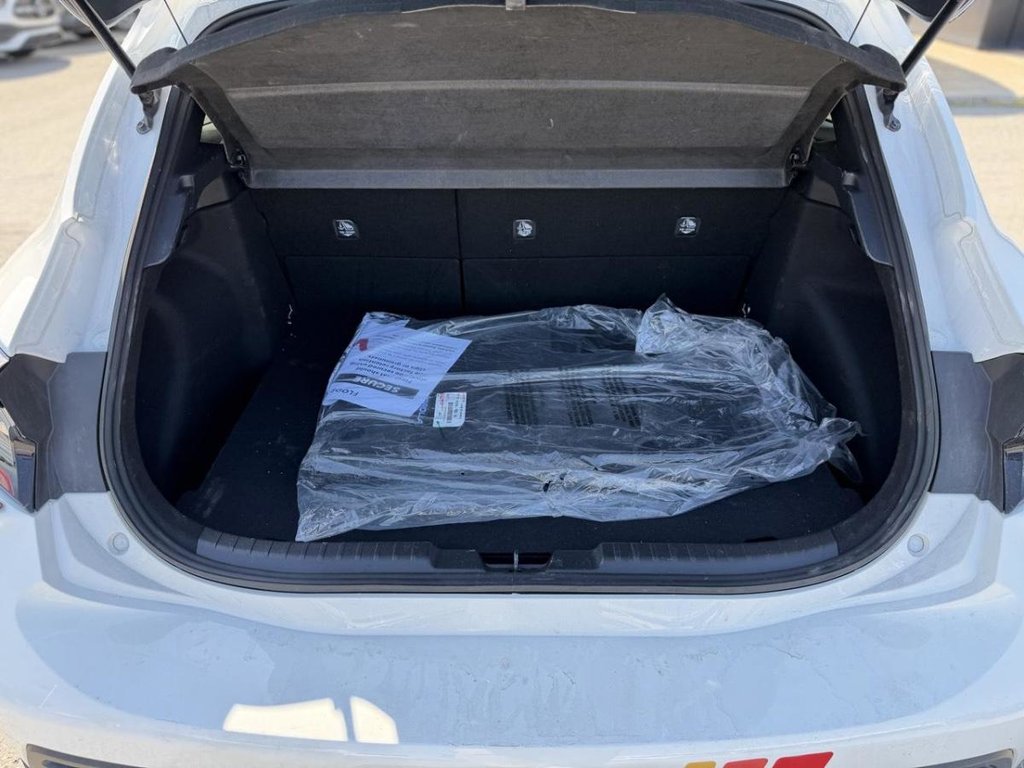 2024 Toyota GR Corolla Core Bas Kilométrage in Terrebonne, Quebec - 20 - w1024h768px
