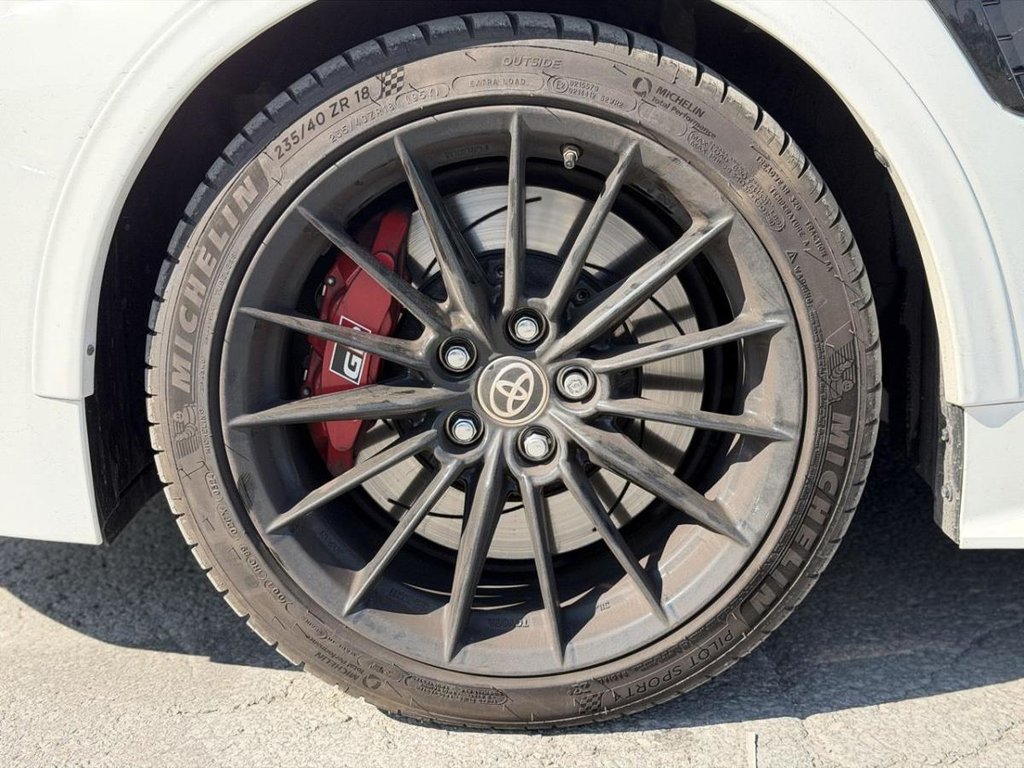 2024 Toyota GR Corolla Core Bas Kilométrage in Terrebonne, Quebec - 21 - w1024h768px