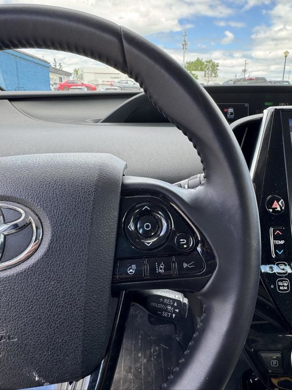 2020 Toyota Prius Prime Upgrade Cuir Navigation in Terrebonne, Quebec - 11 - w1024h768px