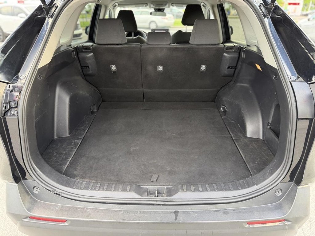 Toyota RAV4 LE AWD 2020 à Terrebonne, Québec - 20 - w1024h768px