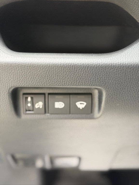 Toyota RAV4 LE AWD 2020 à Terrebonne, Québec - 9 - w1024h768px