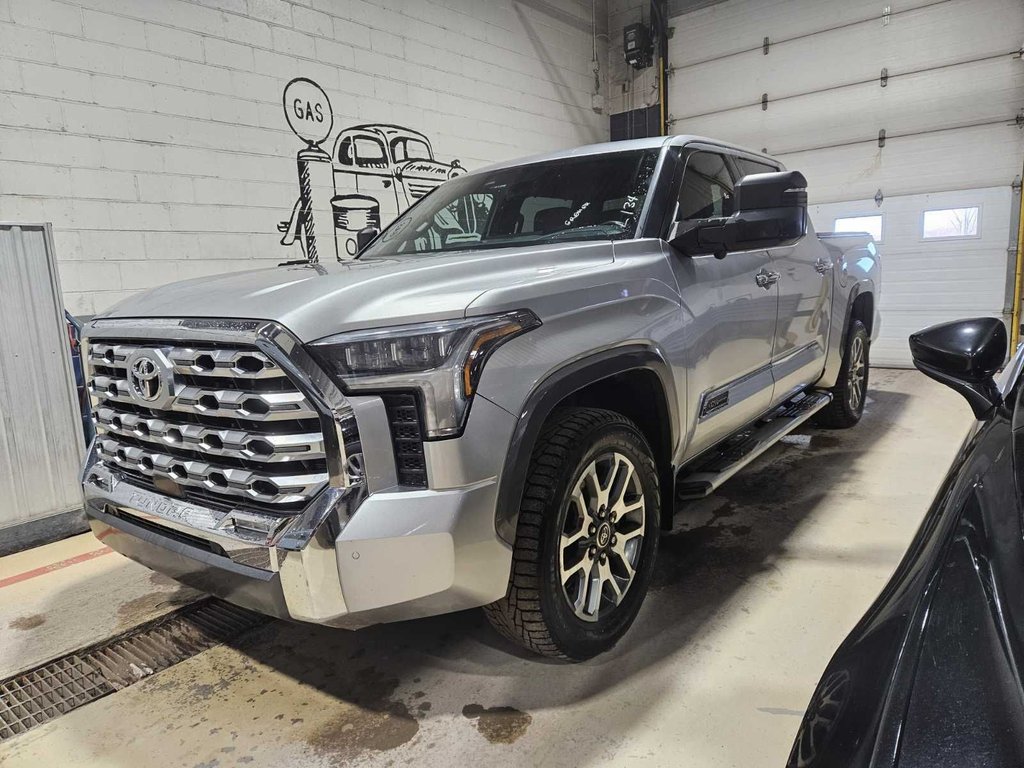 2022 Toyota Tundra Platinum Crew Cuir Édition 1794 in Terrebonne, Quebec - 1 - w1024h768px