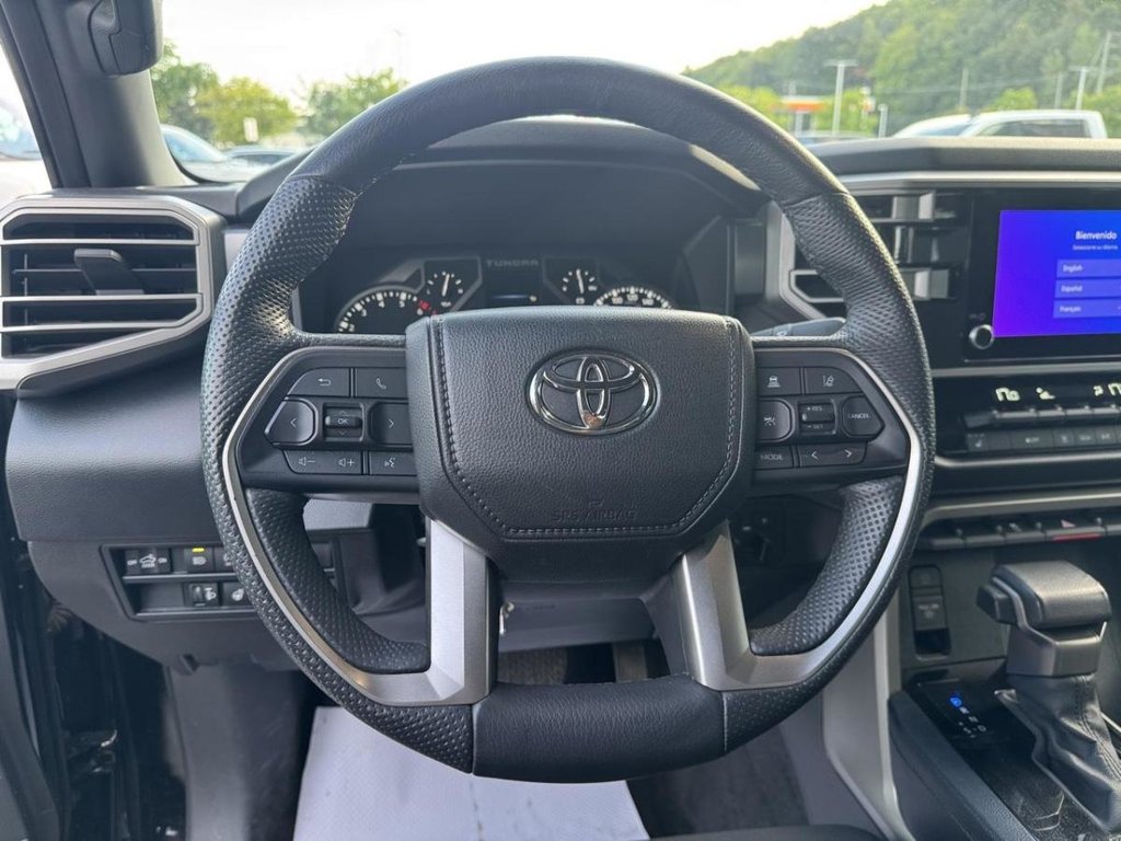 2025 Toyota Tundra SR5 Crew Cab in Terrebonne, Quebec - 11 - w1024h768px