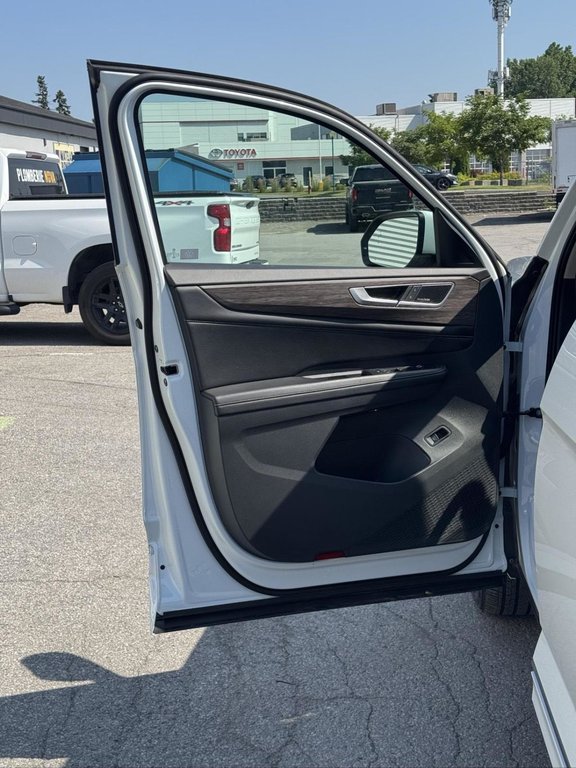 2024 Volkswagen Atlas Execline in Terrebonne, Quebec - 7 - w1024h768px