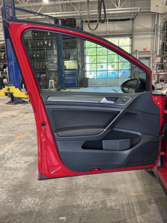 Volkswagen Golf GTI Autobahn Fender Toit Panoramique Bas Kilométrage 2021 à Terrebonne, Québec - 7 - w1024h768px