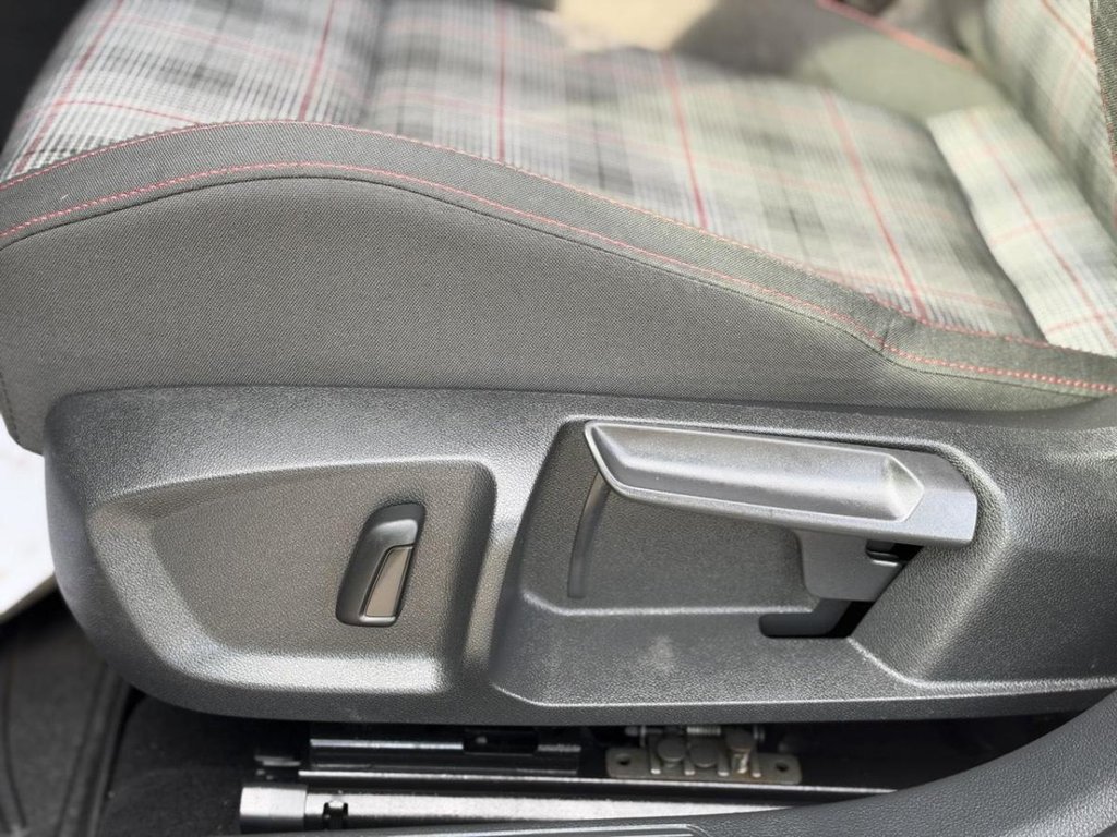 2024 Volkswagen Golf GTI 380 Autobahn Bas Kilométrage in Terrebonne, Quebec - 8 - w1024h768px