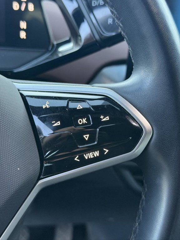 2021 Volkswagen ID.4 Pro AWD Bas Kilométrage in Terrebonne, Quebec - 12 - w1024h768px